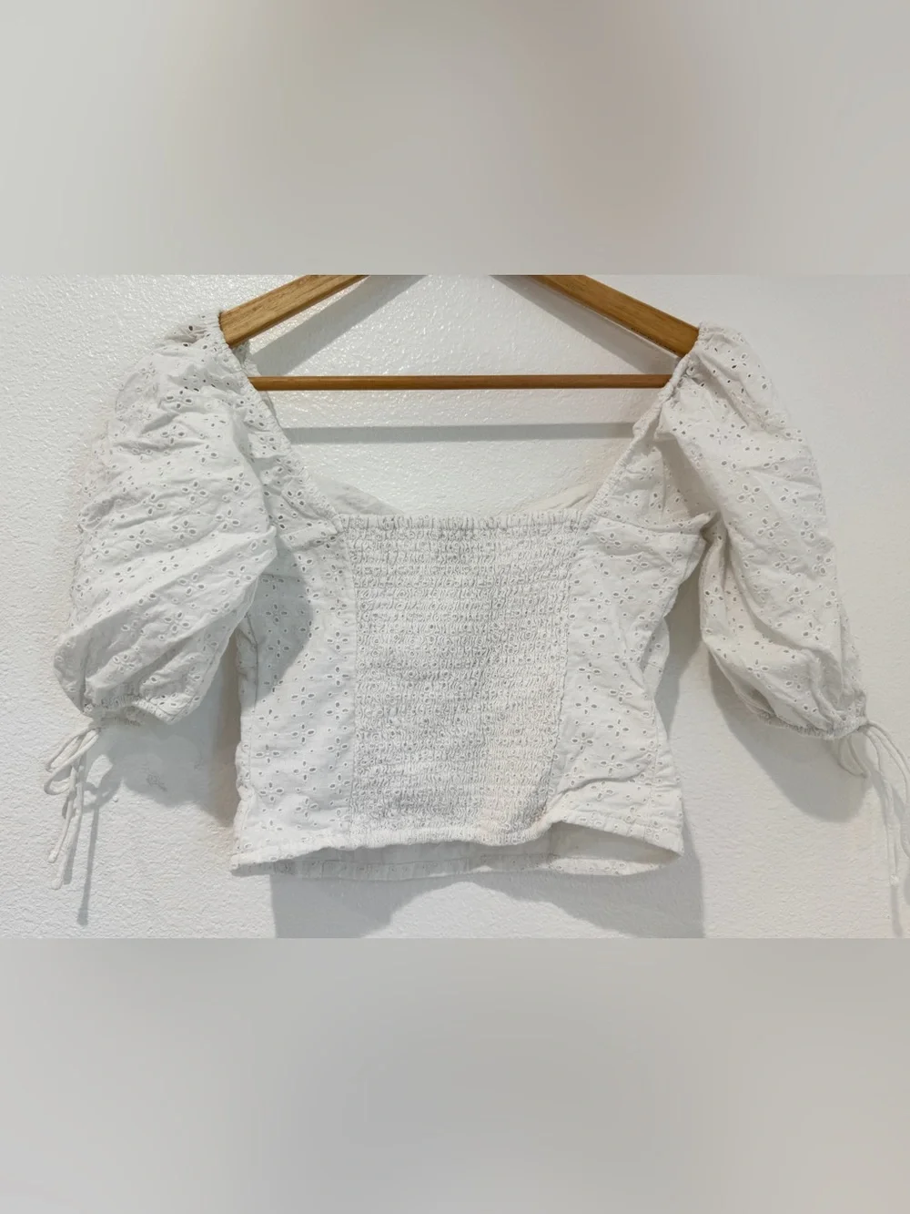 Abercrombie & Fitch 100% cotton